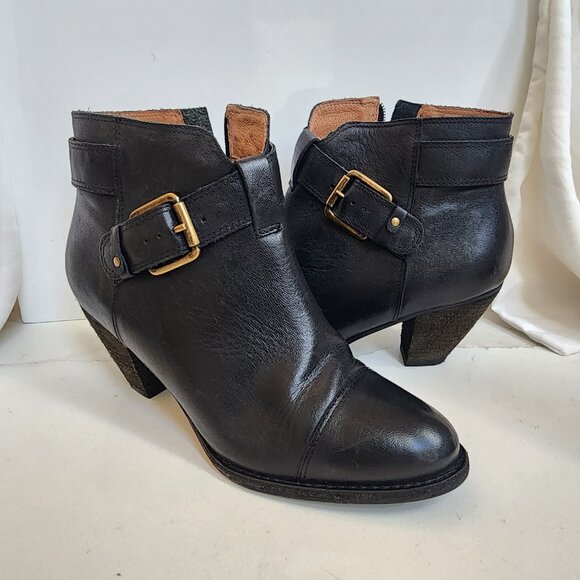 Corso Como Shoes - CORSA COMO Brazilian Women's Zip Ankle Boots Size 7.5